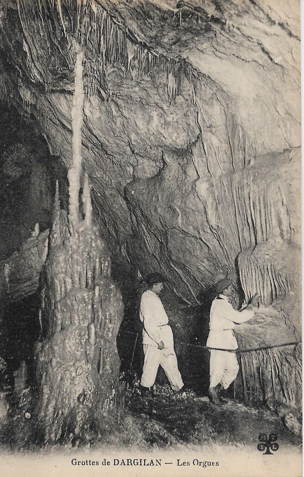 /France/FR_place_1903-1938_Grottes de DARGILAN - Les Orgues.jpg